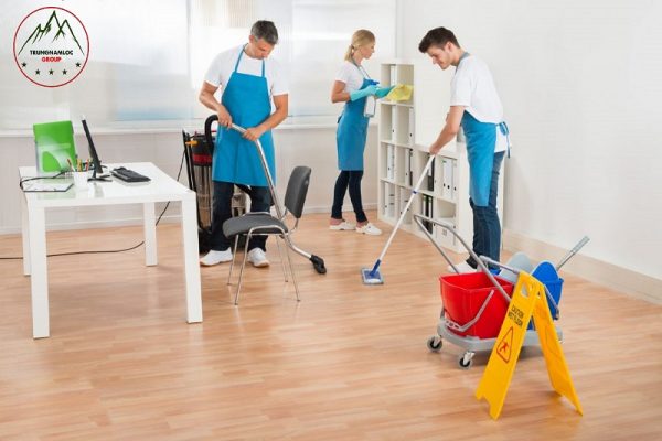 Thuê nhân viên vệ sinh văn phòng ở quận 12 TPHCM