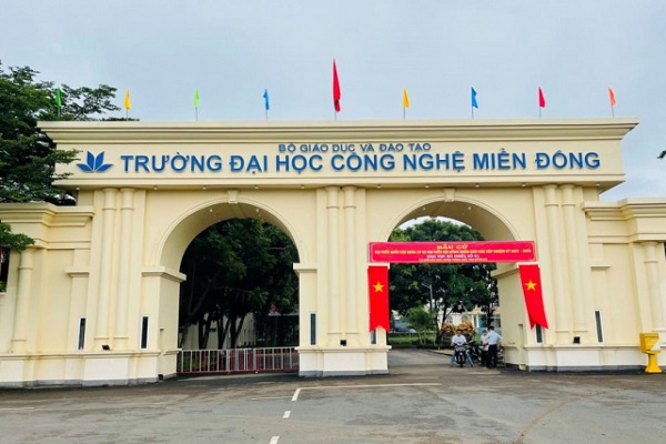 Đại học Lạc Hồng